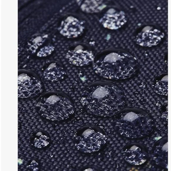 BRAND NEW NEVER USED Under Armour Blue Floral Duffel Bag - Picture 4 of 7